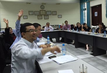 Voting for priorities in the Hanoi P-FUTURES stakeholder workshop